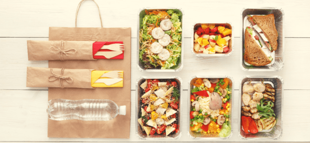 personal chef in atlanta prepared packaged meals of salads, rice, vegetables, fruit, sandwiches, and chicken dinner